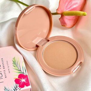 HANALEI BEAUTY COMPANY  Matte Bronzer